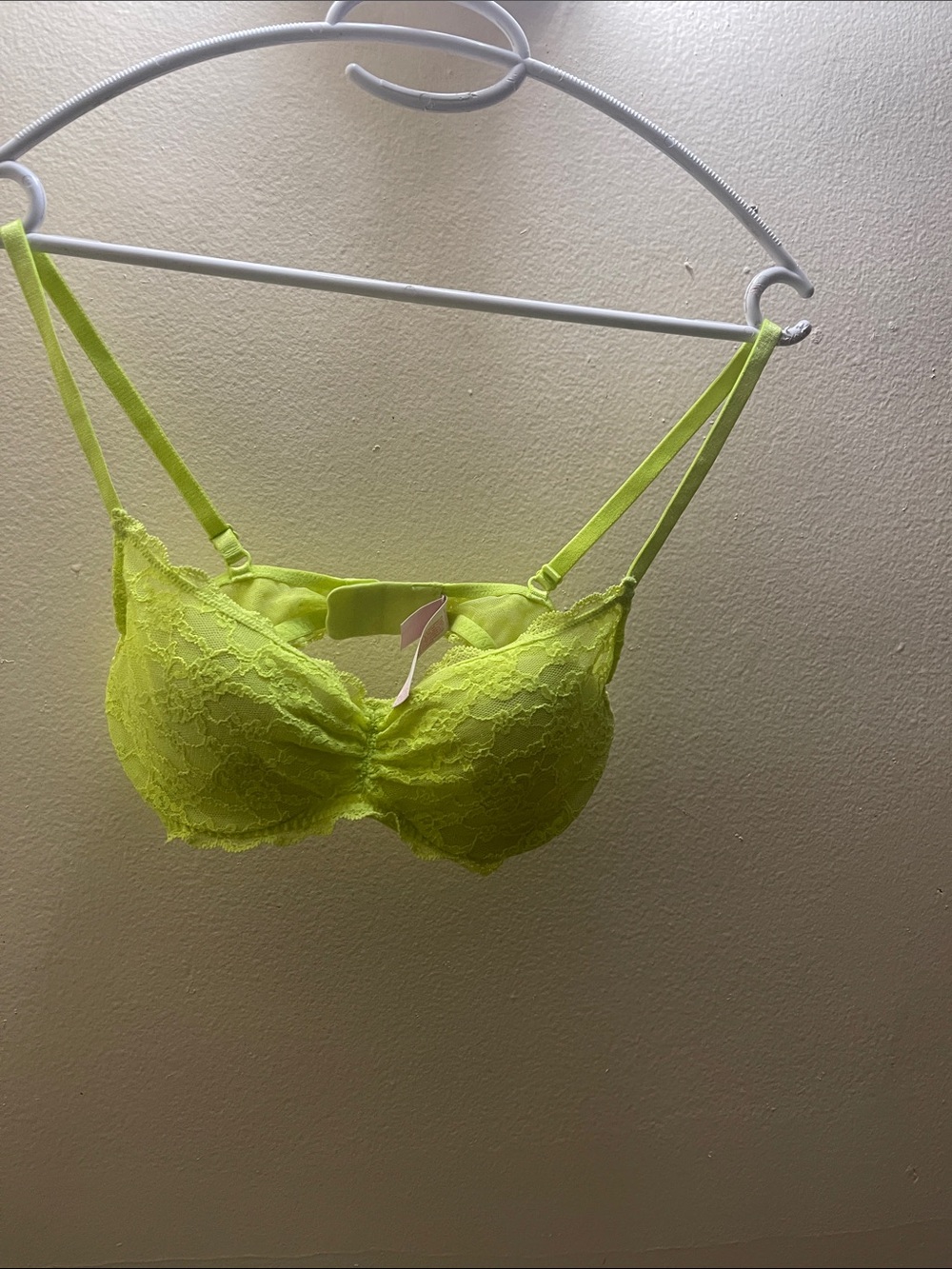 Victoria Secret Bra Neon Green Lace Lined Demi Cup Underwired